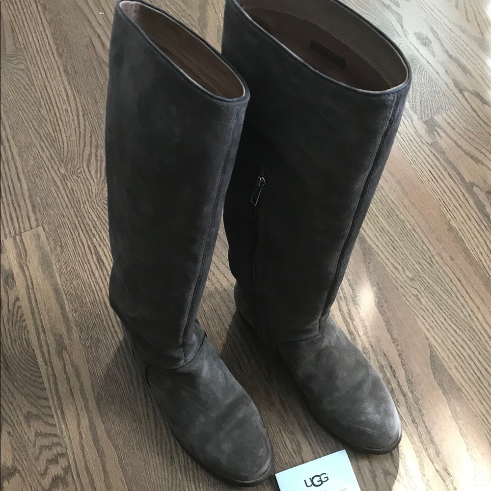 ugg gracen winter boot 👢 - Picture 2 of 7